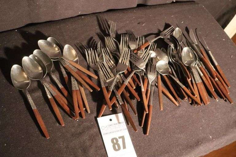 Set of Interpur Stainless Steel Flat wear image