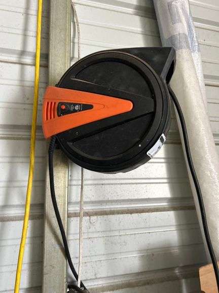 Cord Reel- Bring Tools to Remove image