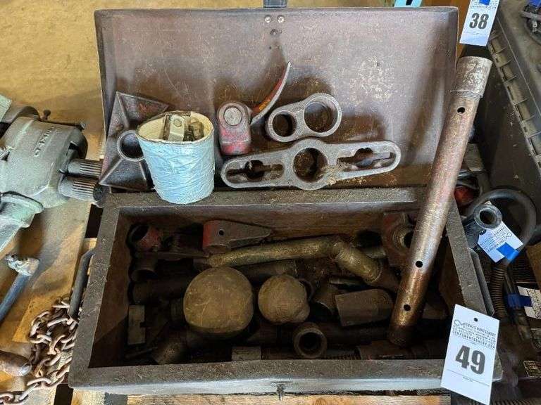 Mixed Lot of Metal Parts & Tools image