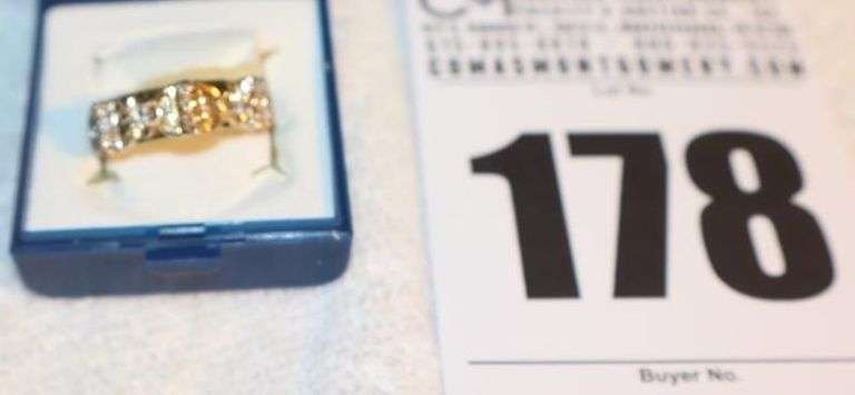 Unique Ladies Diamond Ring with 3 moving settings (.37ct) in Gold Setting - Size 8.5 image