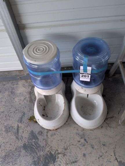 Pet Feed Containers image