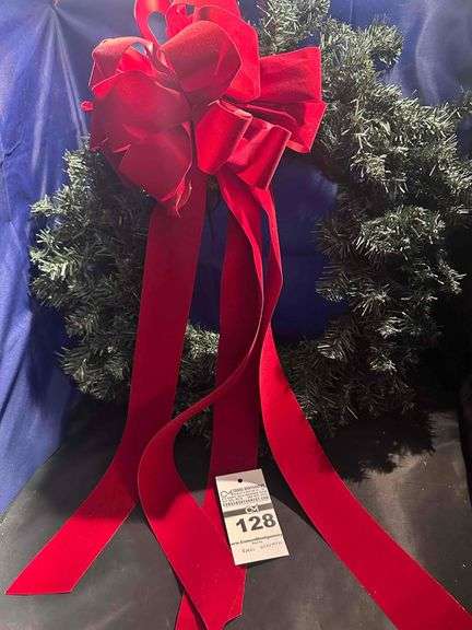 Green Xmas Wreath with Red Bow image