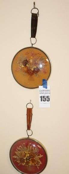 2 Wall Art Items: Dried Flower Design in Bubble Frame & Ribbon Hanger image