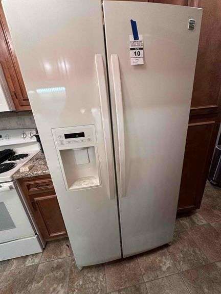 Kenmore Side by Side Refirgerator / Freezer image