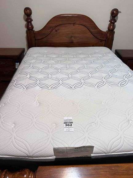 Sealy Queen Box Springs & Mattress image