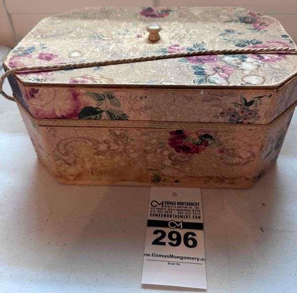 Vintage / Antique Sewing Box image
