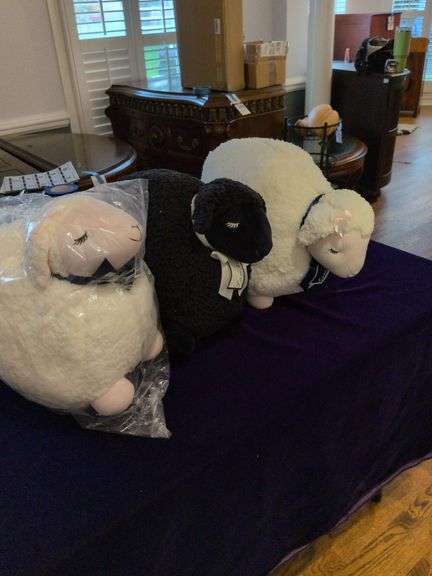 3 Lambie Lambs image