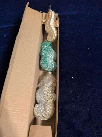 2 Seahorse Ornaments image