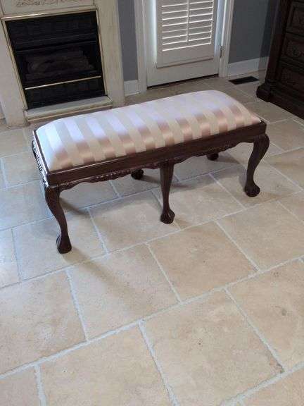 Chippendale Style Bench with Claw Feet 43.5”x20”x20” image