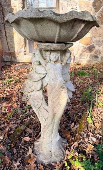 Concrete Birdbath image
