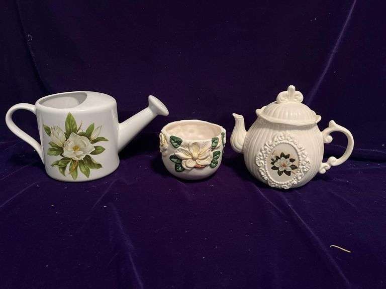 Magnolia Watering Can, Teapot and Pot image