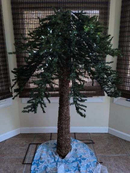 6.5 Ft Swaying Palm Tree image