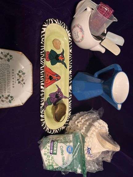 Miscellaneous Kitchen Decor image