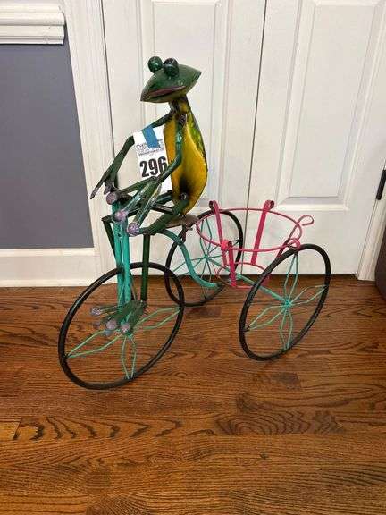 Frog on Bike Planter image
