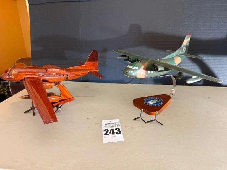2 Model Planes image