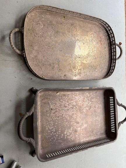2 Serving Trays image