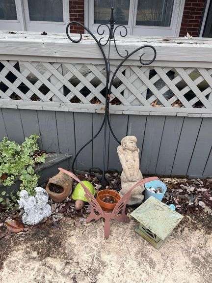 8 Pieces Yard Art image
