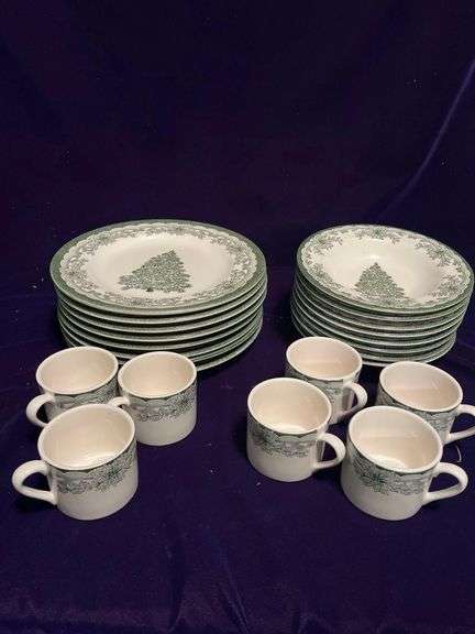 Staffordshire Engravings - Yuletide - 8 Dinner Plates, 8 Bowls and 7 Cups image