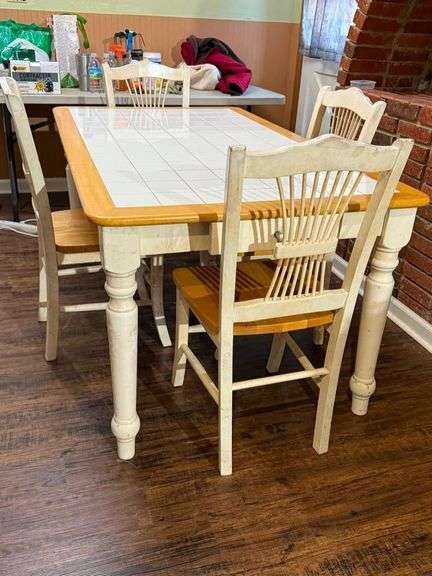 Farm House Table/Chairs image