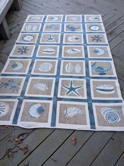 97.5 x 60" Wool Reversible Rug - small damage image