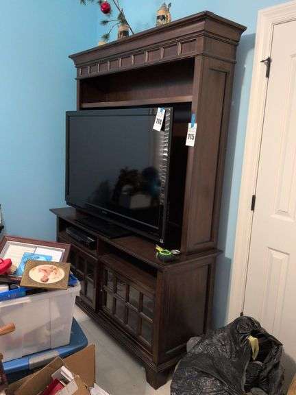 Entertainment Center 59.5 x 20 x 80" image