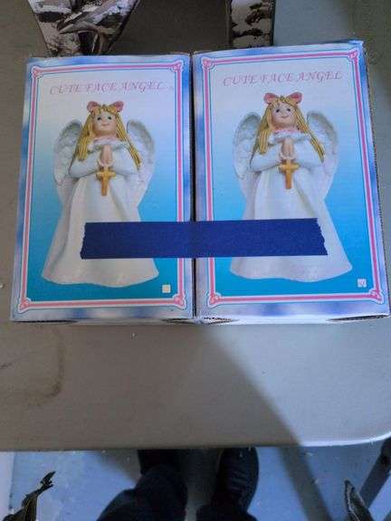 2 Christmas Angels image