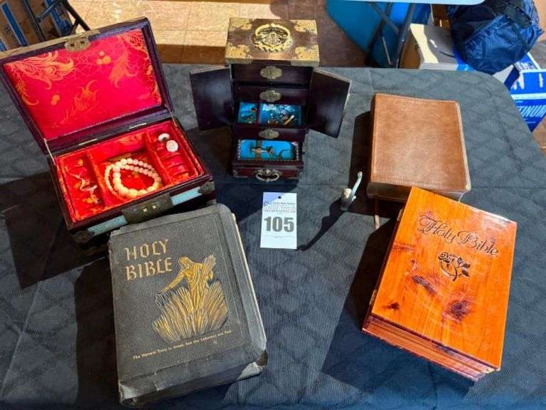 Jewelry Boxes , misc items image