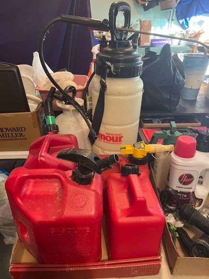 4 Gas Cans and 2 Sprayers image