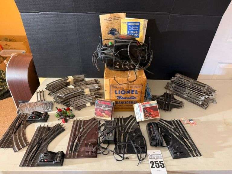 Lionel Train  “Trainmaster” image