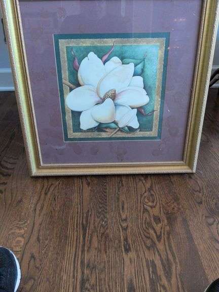 Magnolia Picture 23.5 x 23.5 image