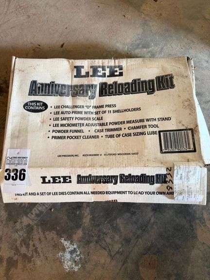 Lee Reloading Kit image