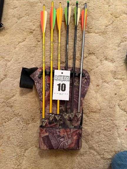 Crossbow Arrows image