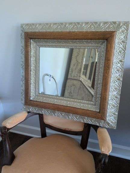 Mirror 29 1/4 x 26 1/4 image