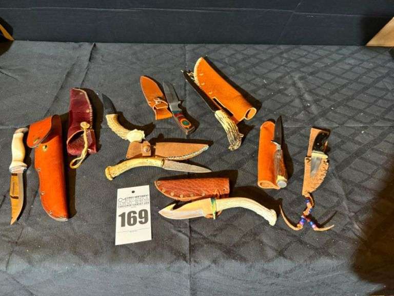 Assortment of Knives image