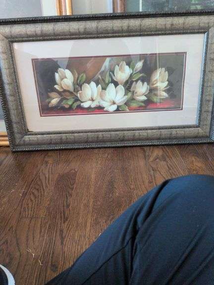 Magnolia Print 29 x 17 image