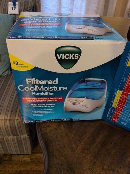 Vicks Cool Mist Humidifier image
