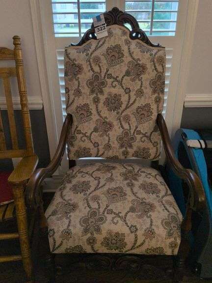 Antique Louis XIV Italian Chair. image