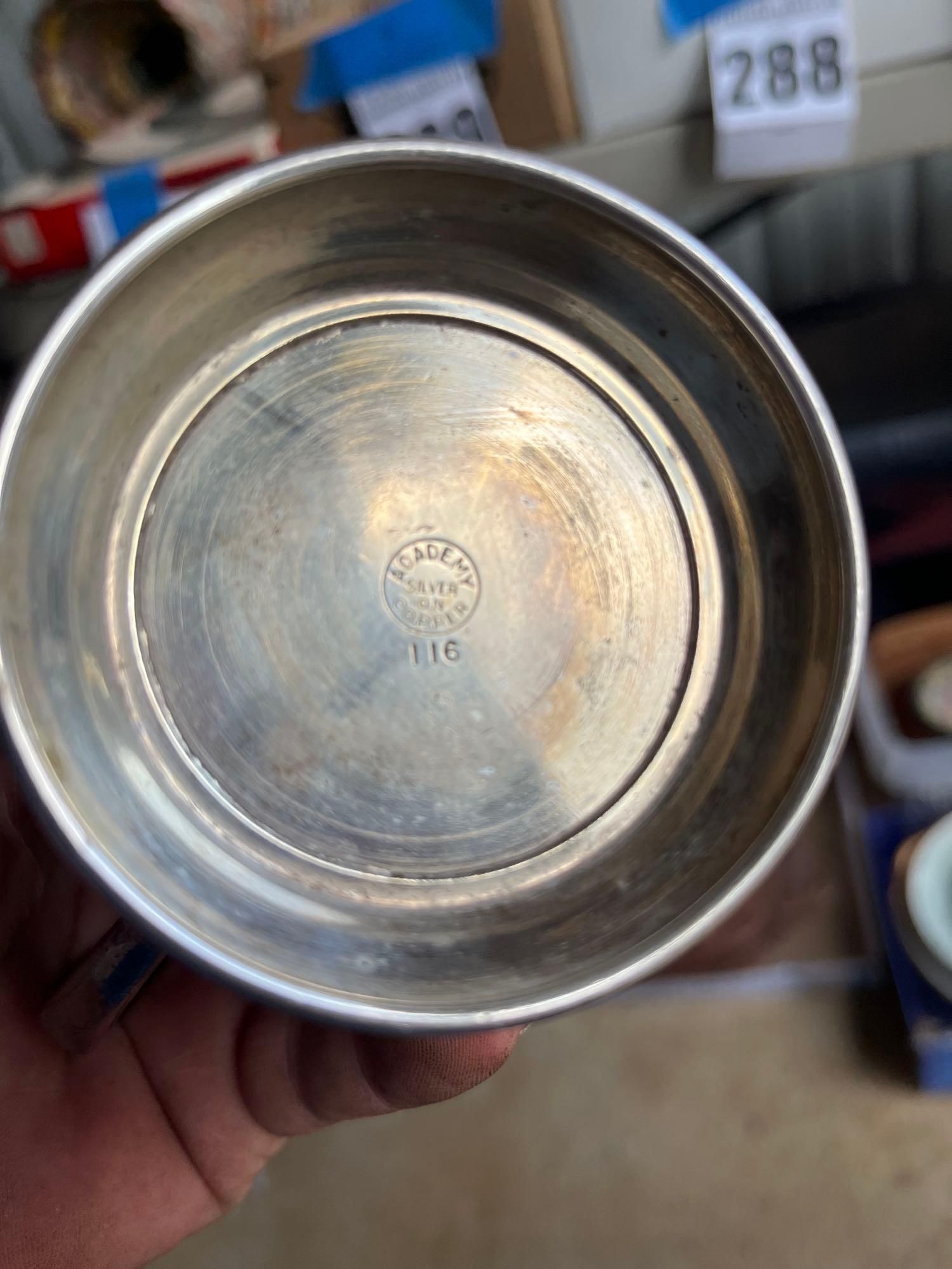 Lot image 4