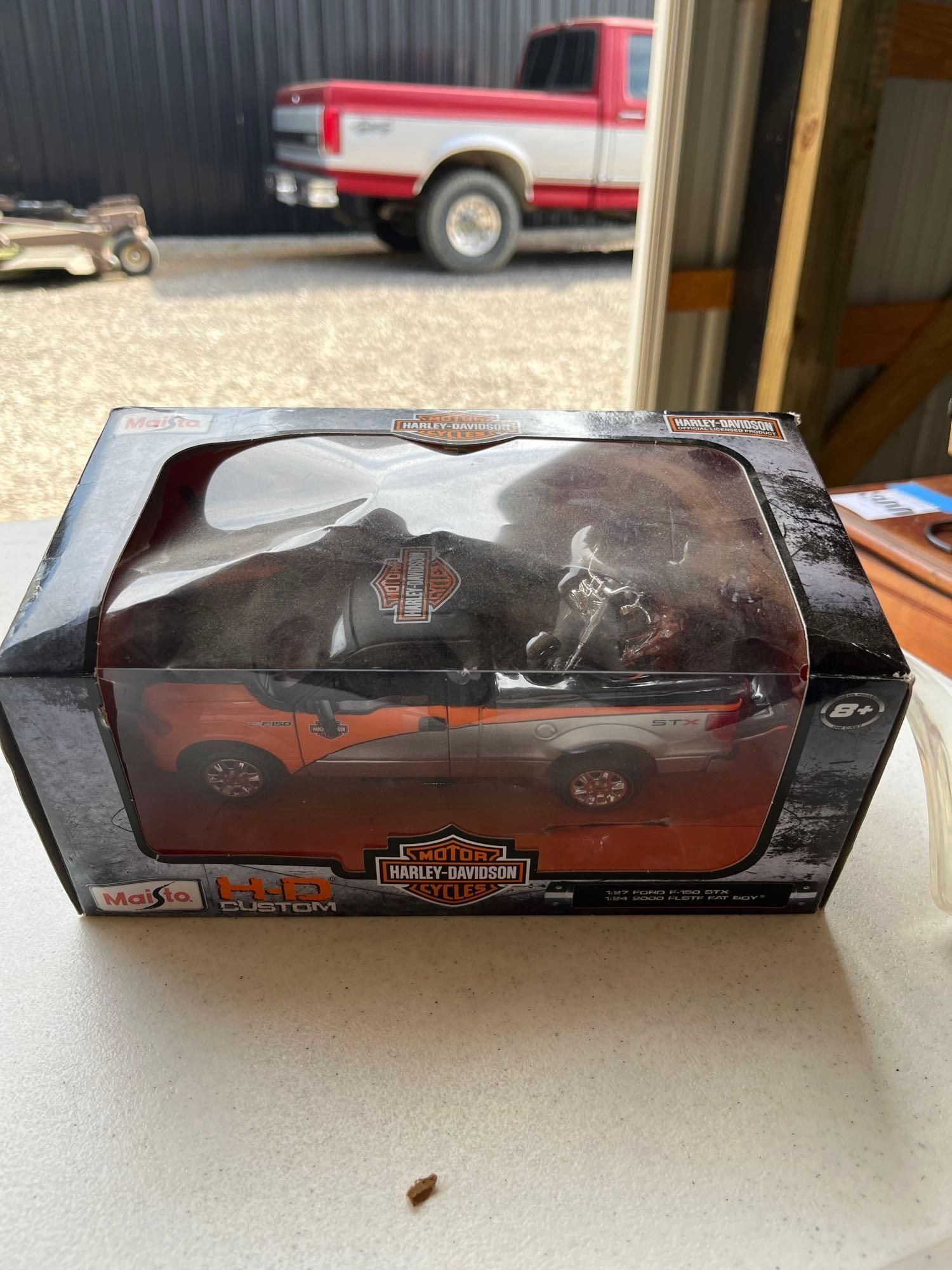 Lot image 2