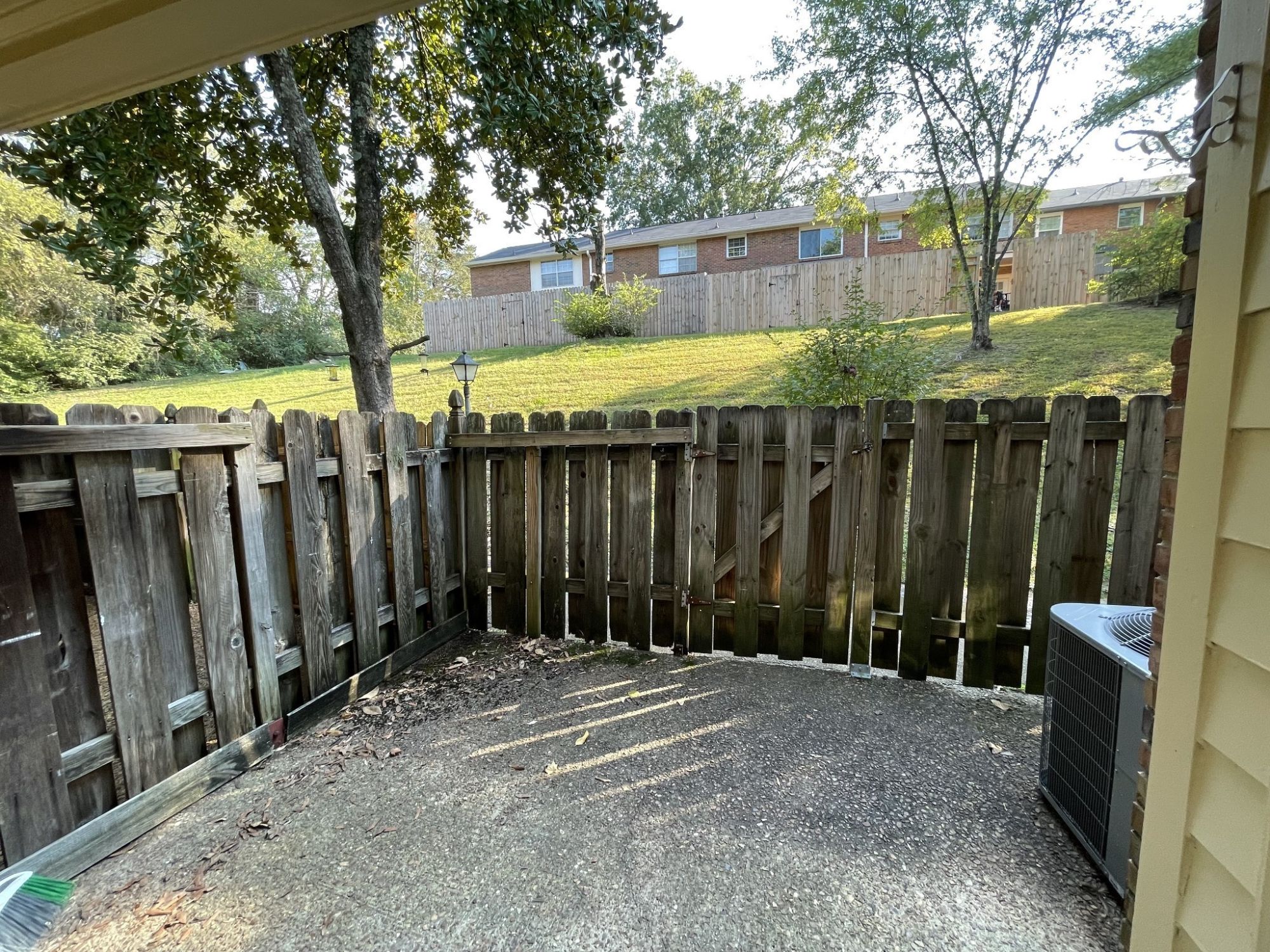 Lot image 11