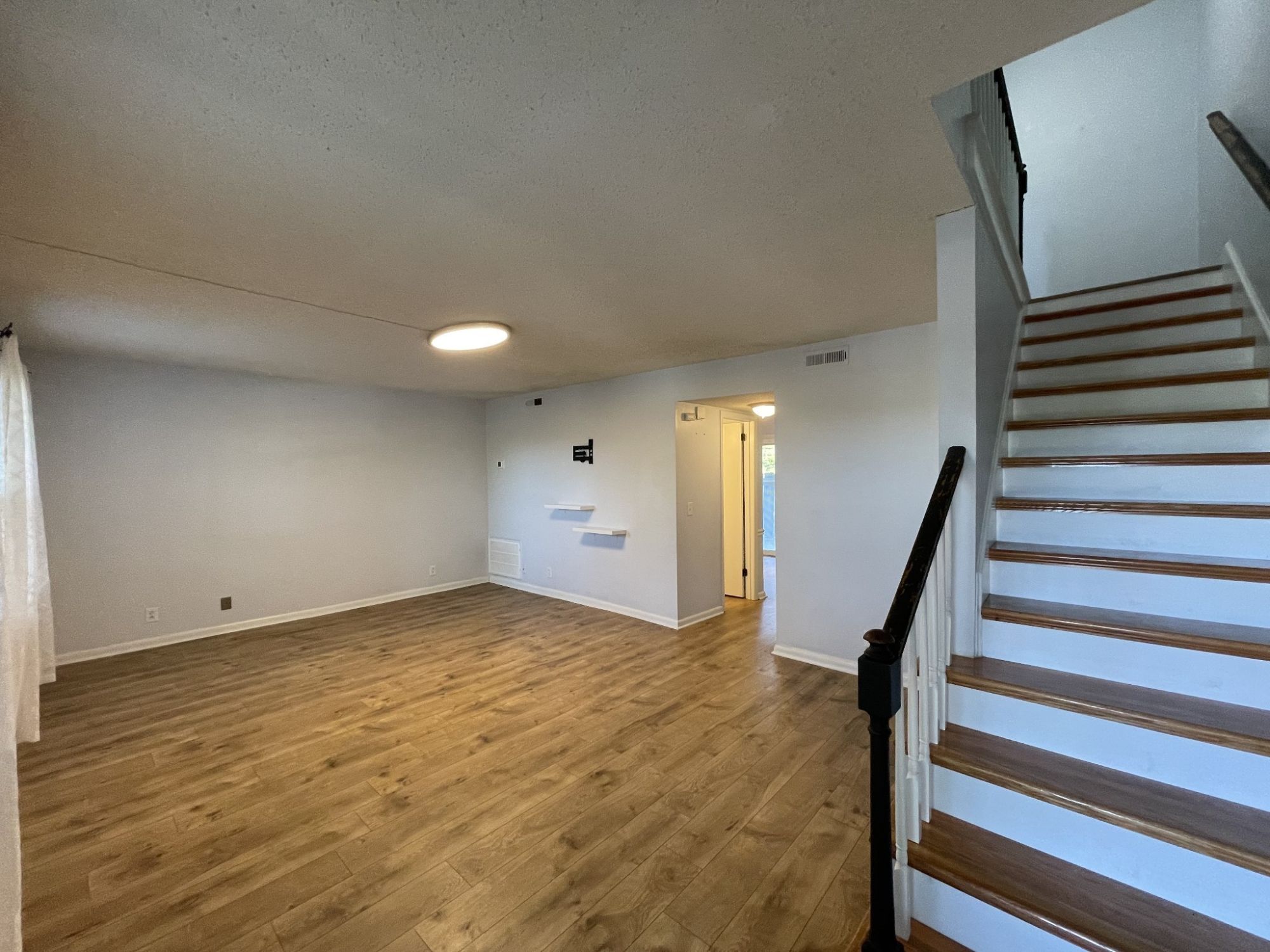 Lot image 4