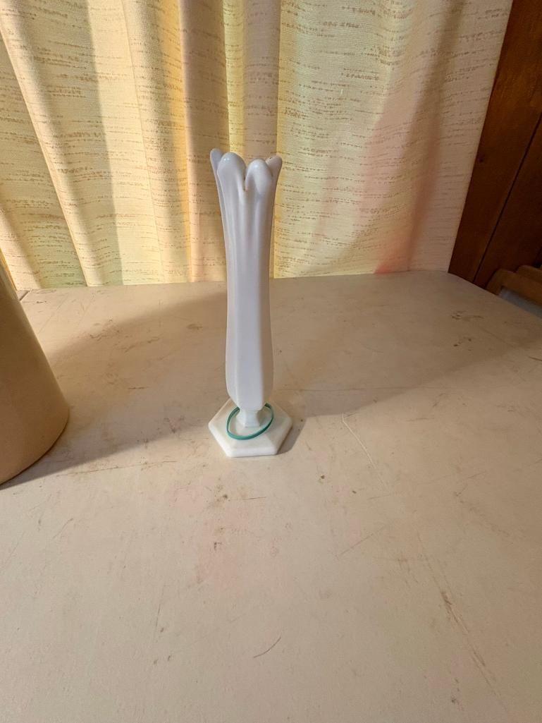 Lot image 2