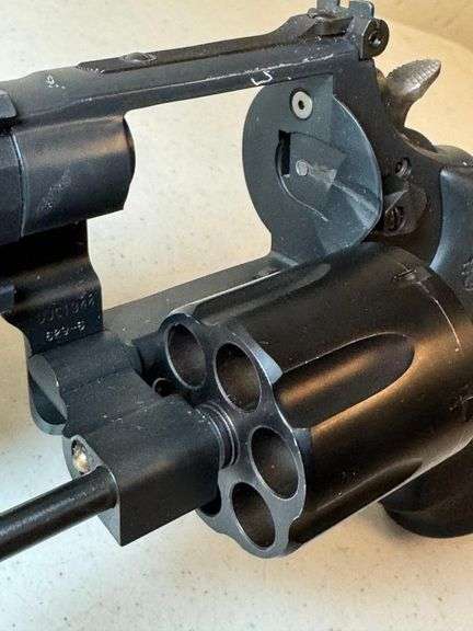 Smith & Wesson Performance Center Model 629 .44 Magnum Revolver