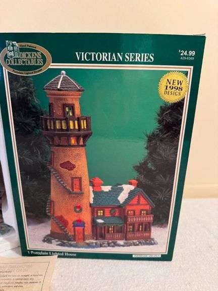 Dickens Collectables Victorian Series Porcelain Lighted House