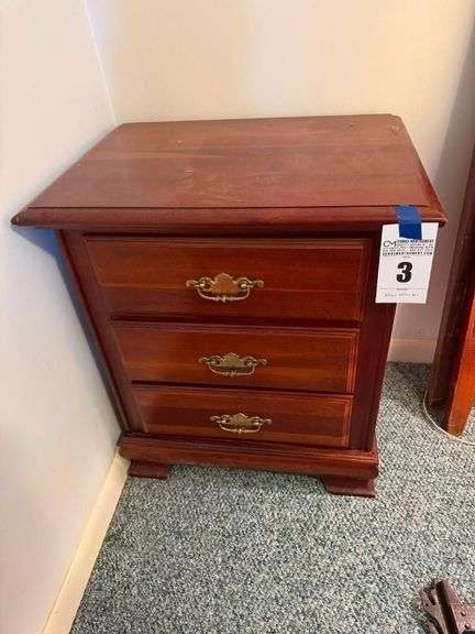 3-Drawer Nightstand