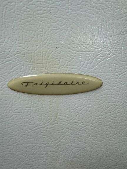 Frigidaire Top Mount Refrigerator