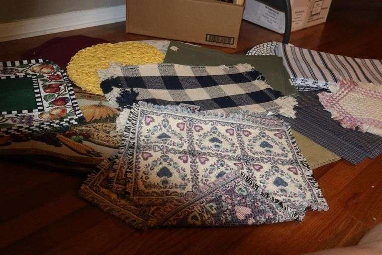 Large collection of Placemats - several sets and styles
