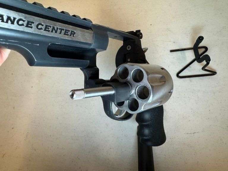 Smith & Wesson Model 629 Performance Center .44 Magnum Hunter Revolver