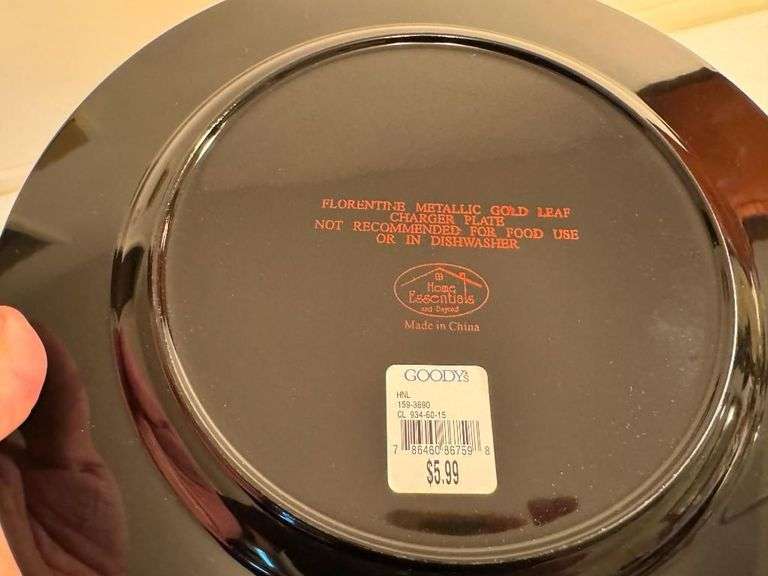Set of 8 Florentine Metallic Gold Leaf Charger Plates