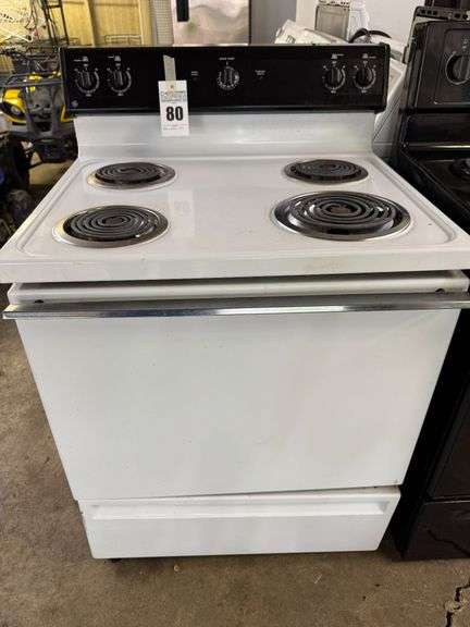 GE Electric Range - Model J BS03 V1WH